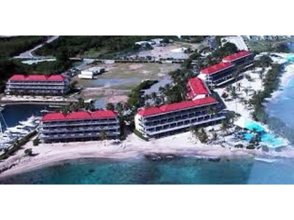 Luxury Beachfront - One Step To Sapphire Beach East End  Luaran gambar